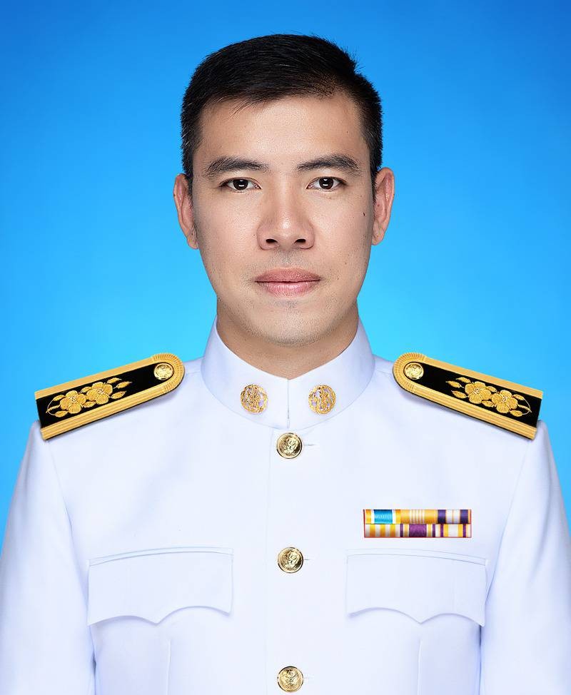 นายวุฒินันท์ มะโนวงค์