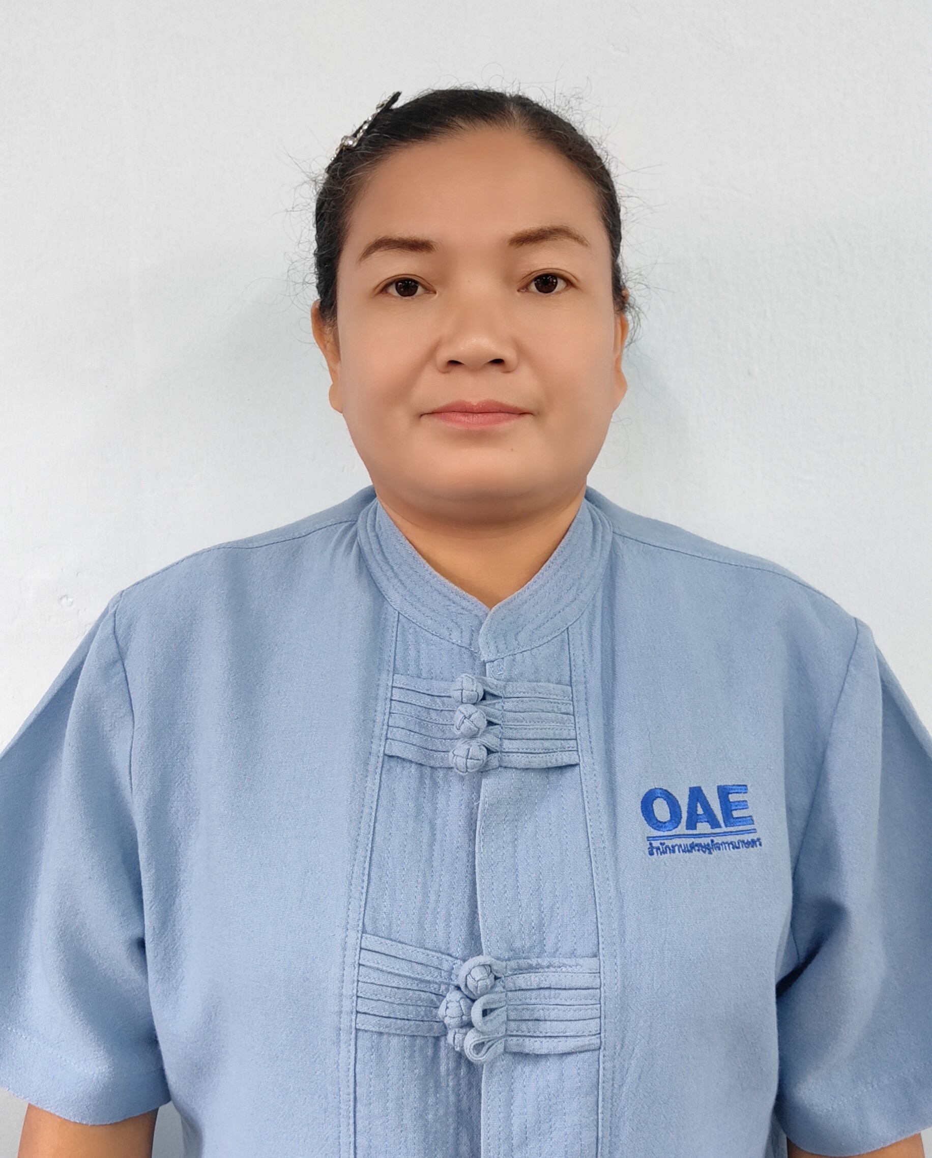 นางสาวสมพงษ์ ชะลุนรัมย์